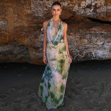 Modern set with tie-dye print