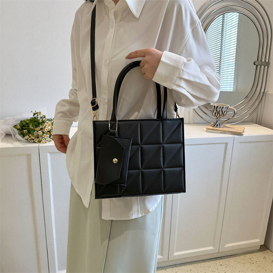 Women’s Elegant Plaid Shoulder Bag with Small Wallet – Square Tote Style